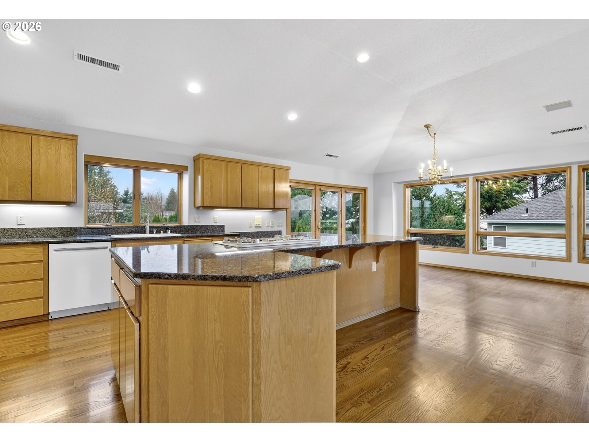 2277 Southwest Nancy Place Gresham, OR 97080 - Photo 10 of 48