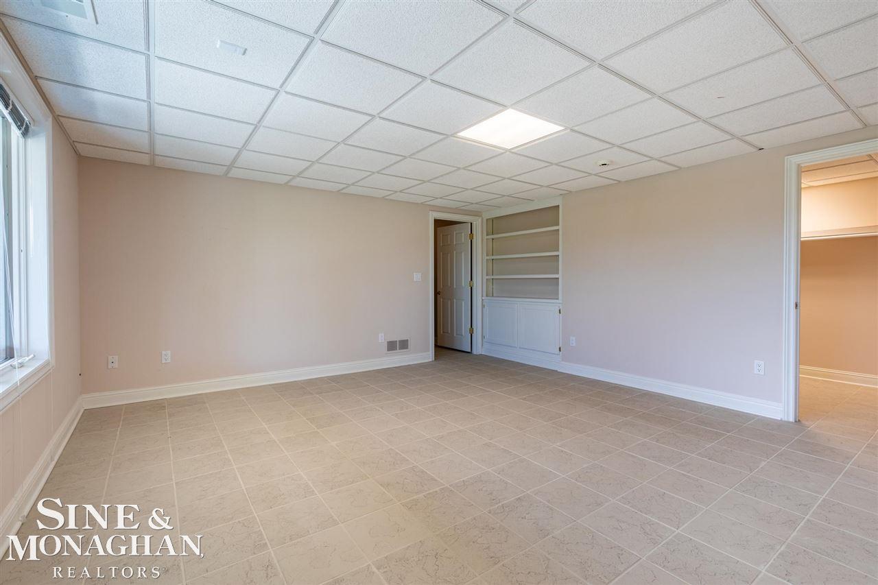 1933 River Road St. Clair, MI 48079 - Photo 31 of 38 50058637-30.JPG