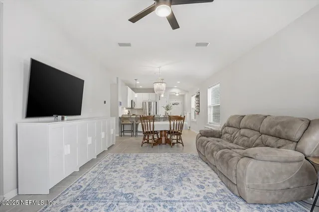 $368,500 | 7131 Emsley Circle, Jacksonville, FL 32258