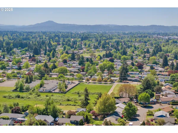 $1,495,000 | 1133 Irvington Drive, Eugene, OR 97404