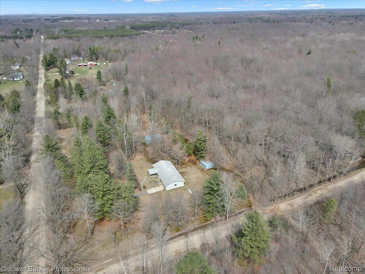 5128 Lonsberry Road Columbiaville, MI 48421 - Photo 40 of 47 Gallery Image 40