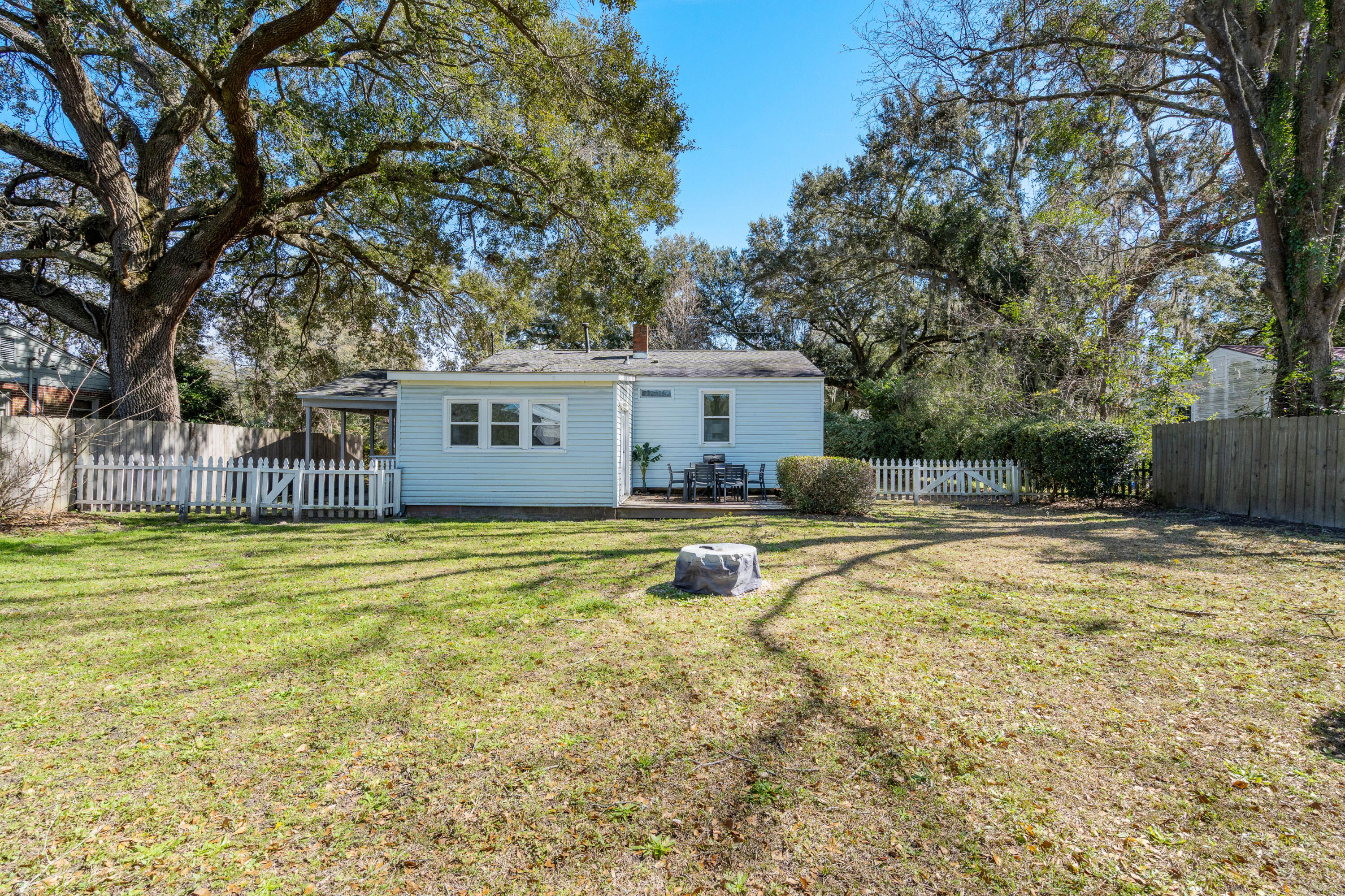 156 Williams Street Beaufort, SC 29902 - Photo 21 of 22 156 Williams St-11