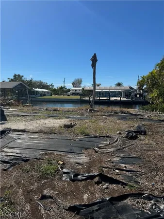 a view of a lake with houses