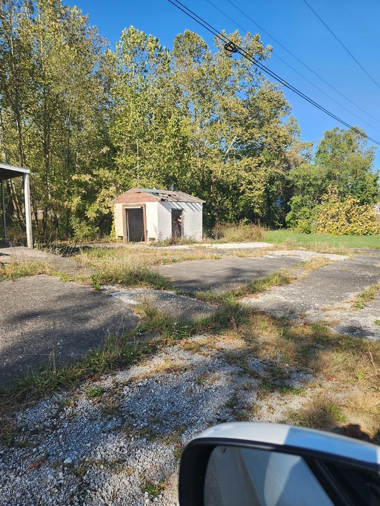277 Kirby Road, Unit PO45 Raven, VA 24639 - Photo 5 of 12 Gallery Image 5