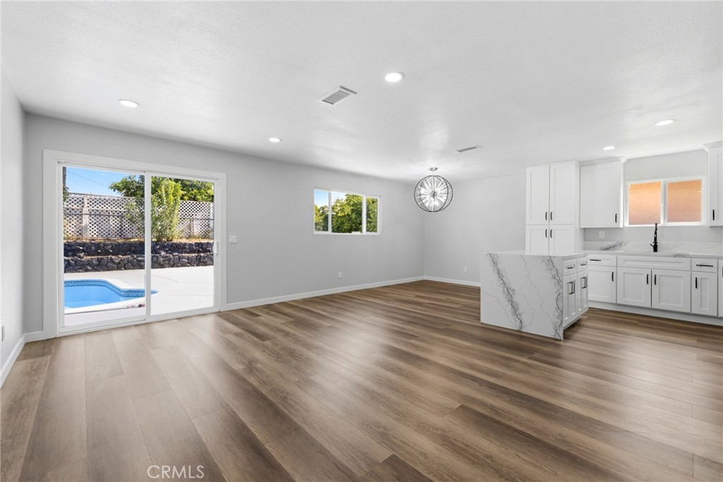600 June Street Rialto, CA 92376 - Photo 7 of 46