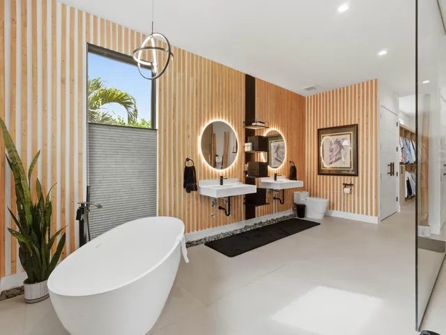 $4,349,000 | 256 Hamlet Drive, Delray Beach, FL 33445