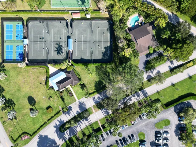 $4,349,000 | 256 Hamlet Drive, Delray Beach, FL 33445