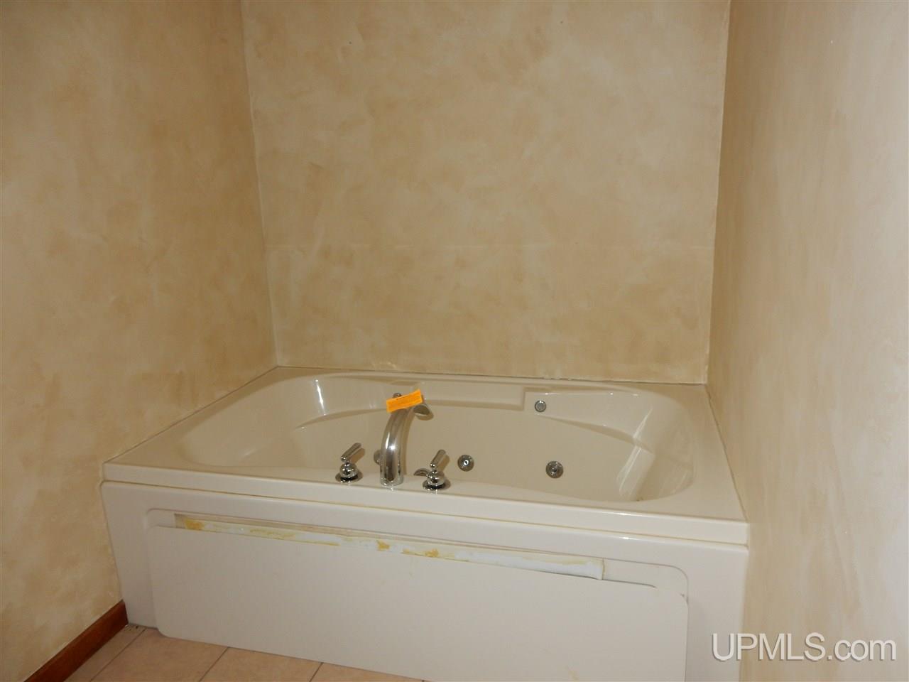 1908 North Lake Road Florence, WI 54121 - Photo 10 of 15 Gallery Image 10