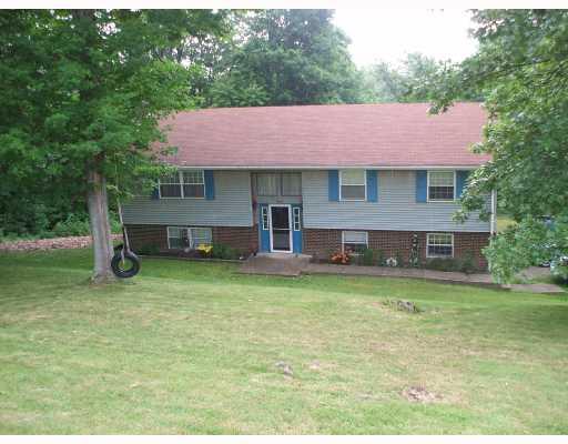 1050 Deerfield Road Washington, PA 15301 - Photo 1 of 6 Exterior Front.