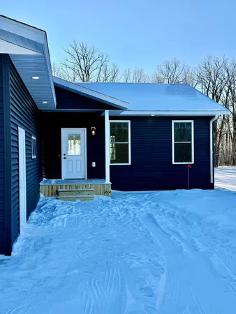 $349,000 | 4331 State Highway West, Karlstad, MN 56732