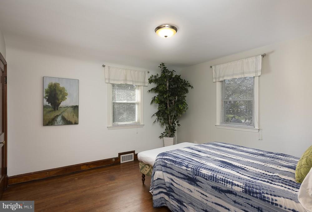 5563 Ashbourne Road Halethorpe, MD 21227 - Photo 17 of 22 Bedroom Unit 2