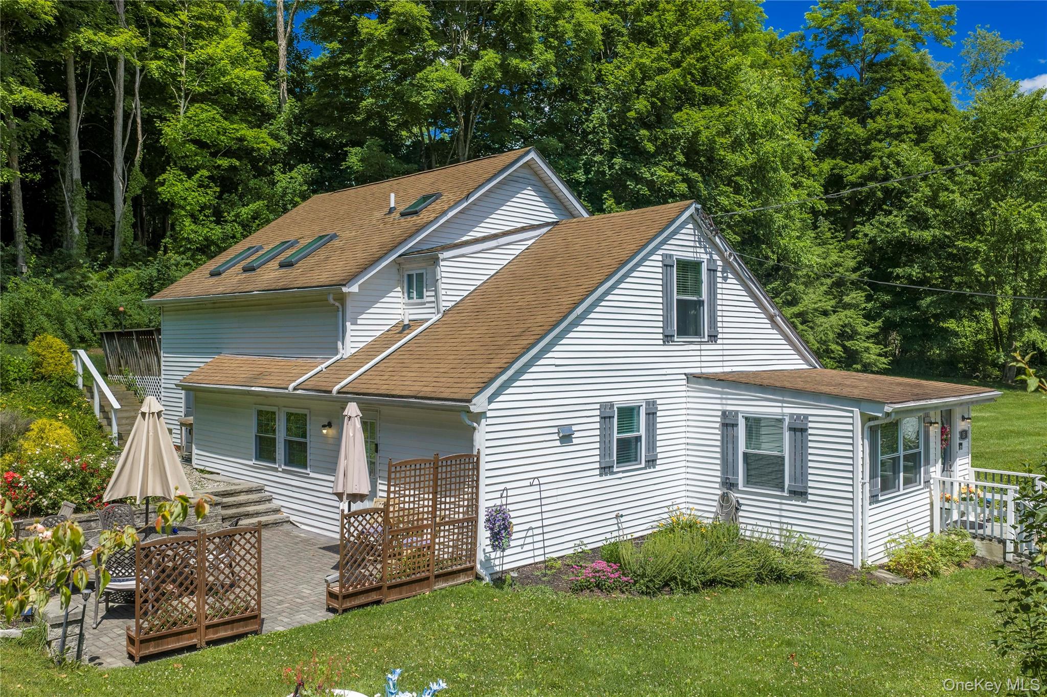35 Gobblers Knob Road Pawling, NY 12564 - Photo 4 of 44