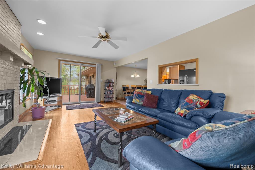 24806 Power Road Farmington, MI 48336 - Photo 20 of 46 Gallery Image 20