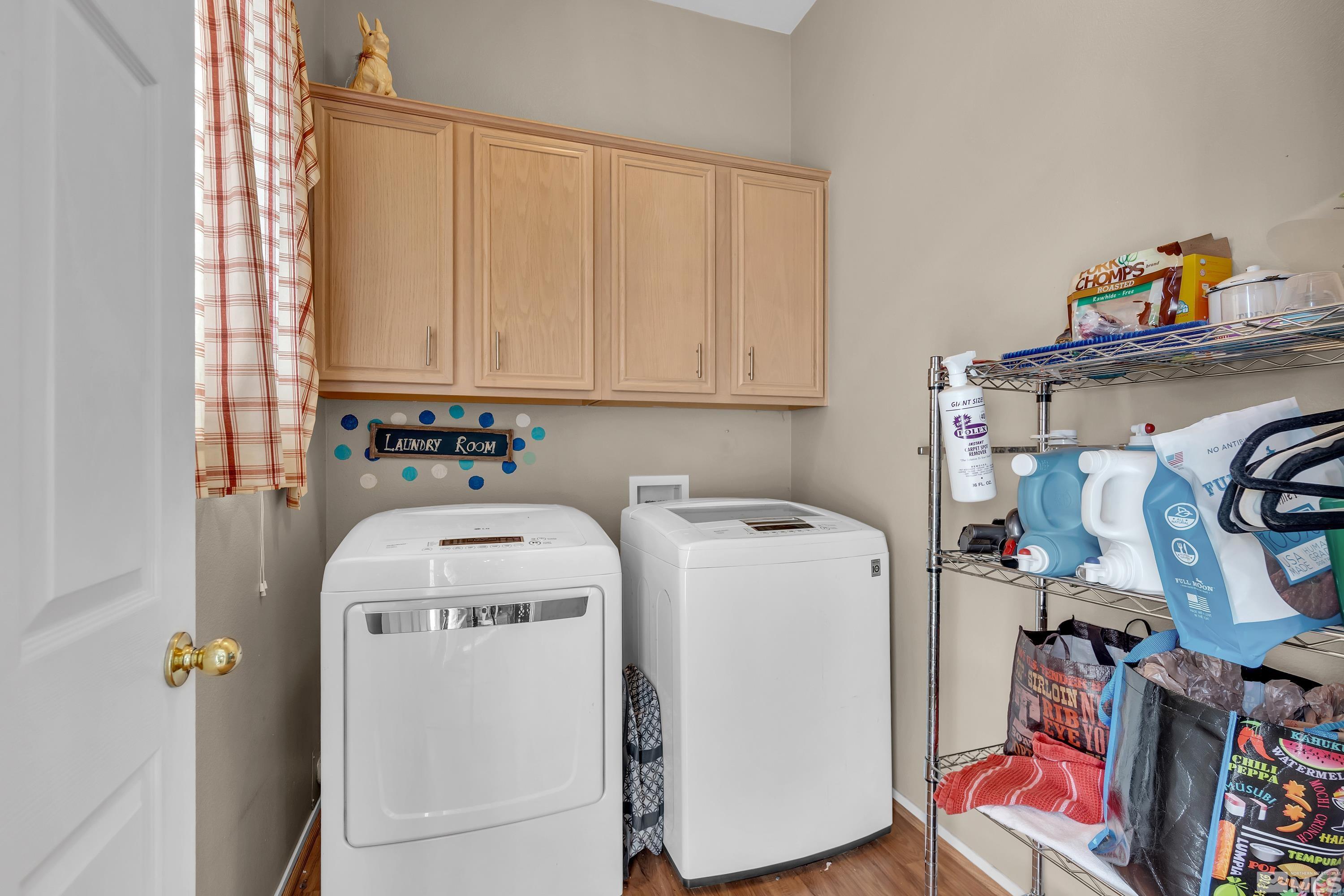1496 Gaucho Lane Reno, NV 89521 - Photo 34 of 40 a utility room with dryer and washer