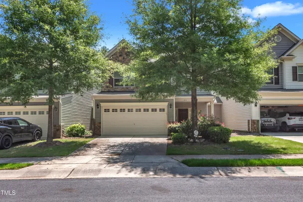 $2,350 | 211 Westgrove Court, Durham, NC 27703