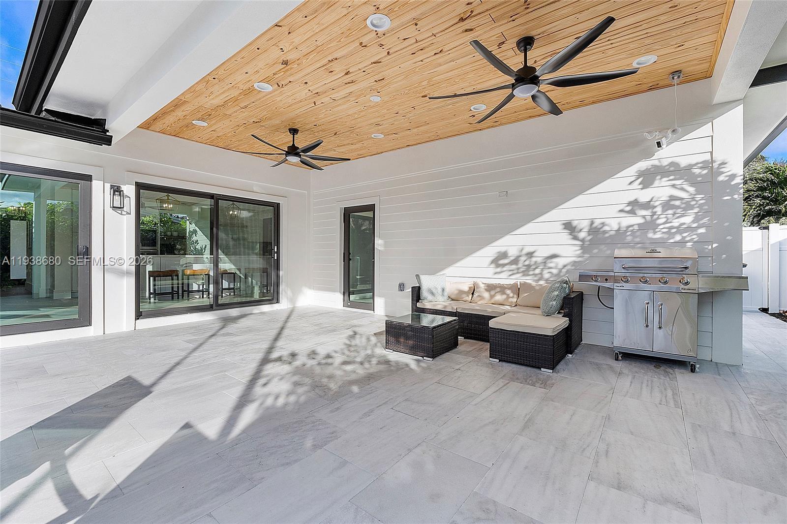 3540 Northeast 28th Avenue Lighthouse Point, FL 33064 - Photo 30 of 44