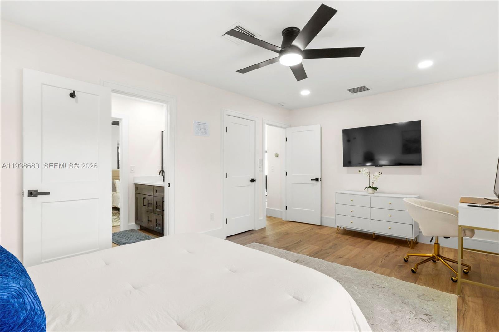 3540 Northeast 28th Avenue Lighthouse Point, FL 33064 - Photo 32 of 47