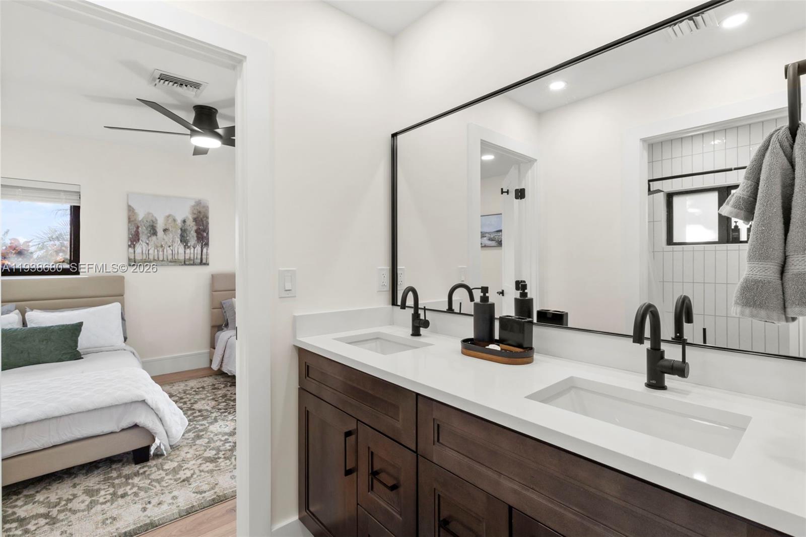 3540 Northeast 28th Avenue Lighthouse Point, FL 33064 - Photo 34 of 47