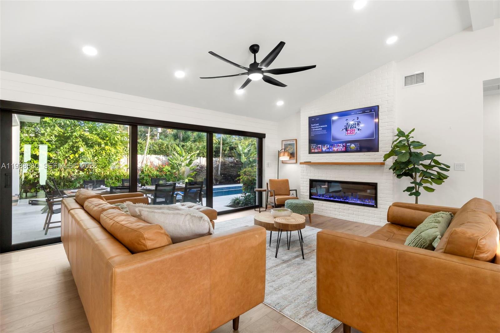 3540 Northeast 28th Avenue Lighthouse Point, FL 33064 - Photo 5 of 47