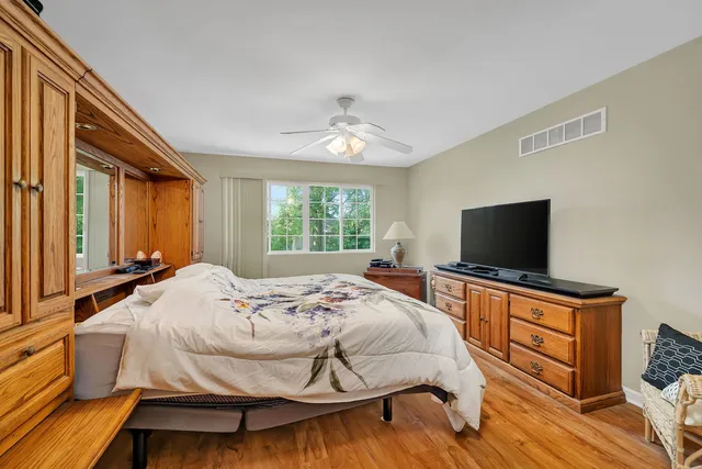 $318,923 | 106 Harbor Landing, Braidwood, IL 60408