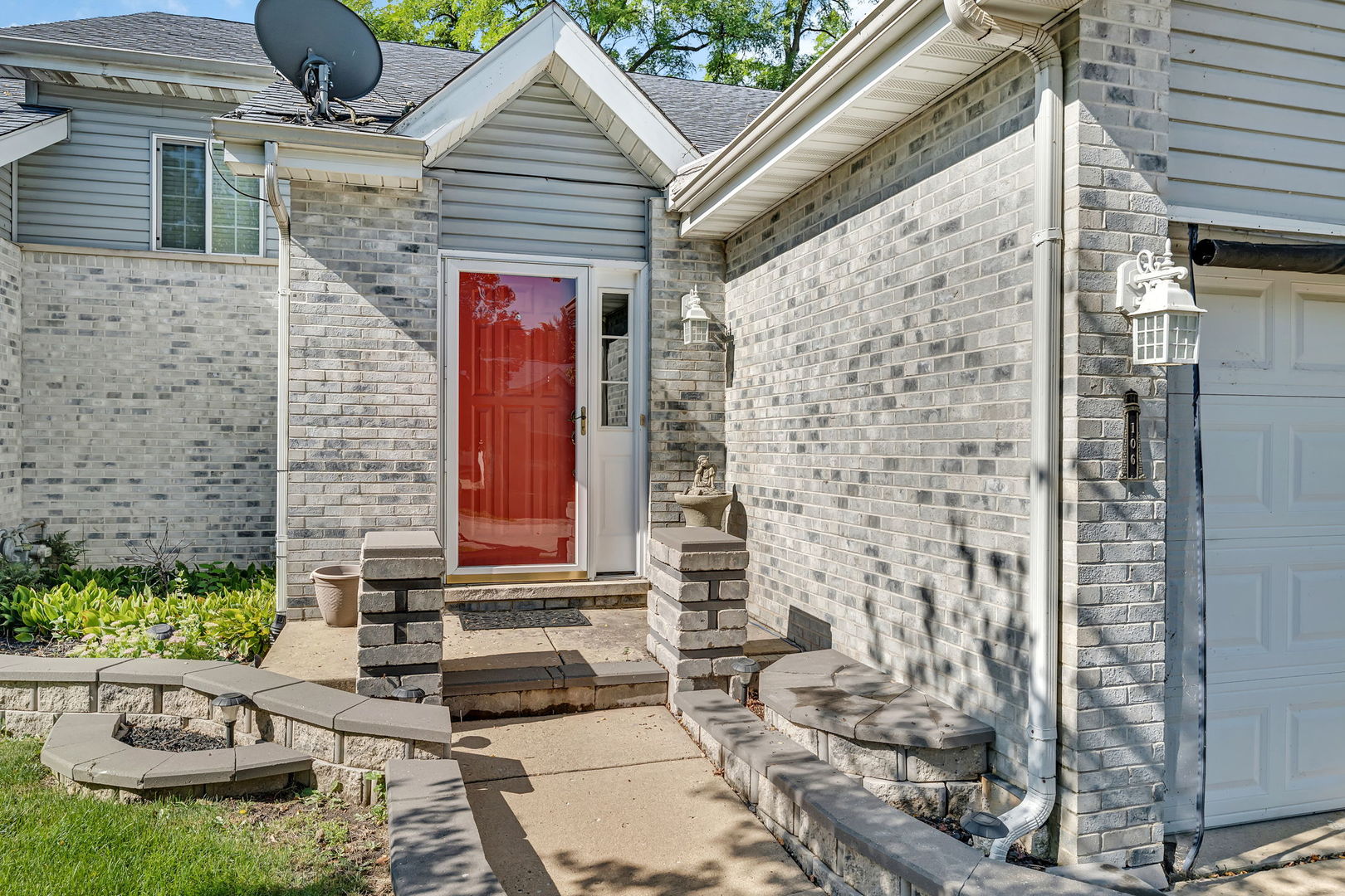 106 Harbor Landing Braidwood, IL 60408 - Photo 2 of 45