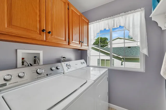 $318,923 | 106 Harbor Landing, Braidwood, IL 60408