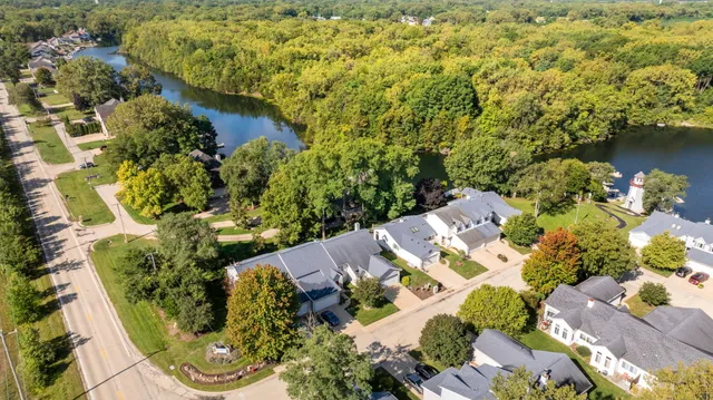 $318,923 | 106 Harbor Landing, Braidwood, IL 60408