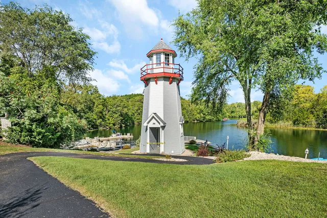 $318,923 | 106 Harbor Landing, Braidwood, IL 60408