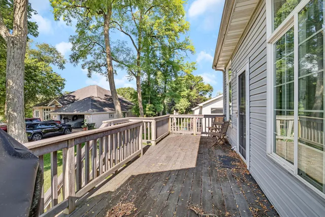 $318,923 | 106 Harbor Landing, Braidwood, IL 60408