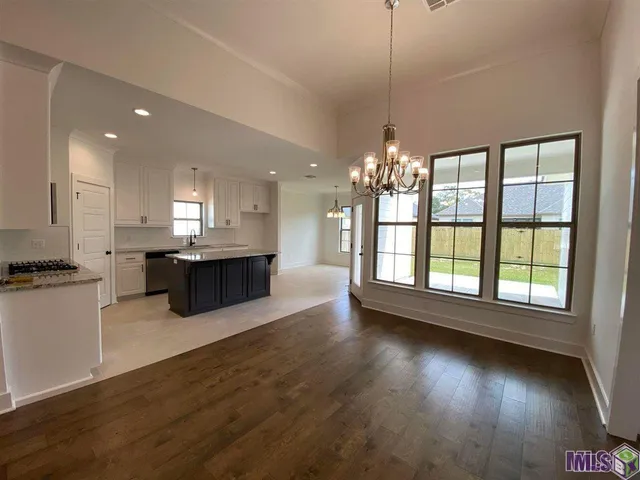 $2,000 | 30156 Sanctuary Boulevard, Denham Springs, LA 70726