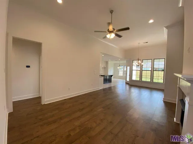 $2,000 | 30156 Sanctuary Boulevard, Denham Springs, LA 70726