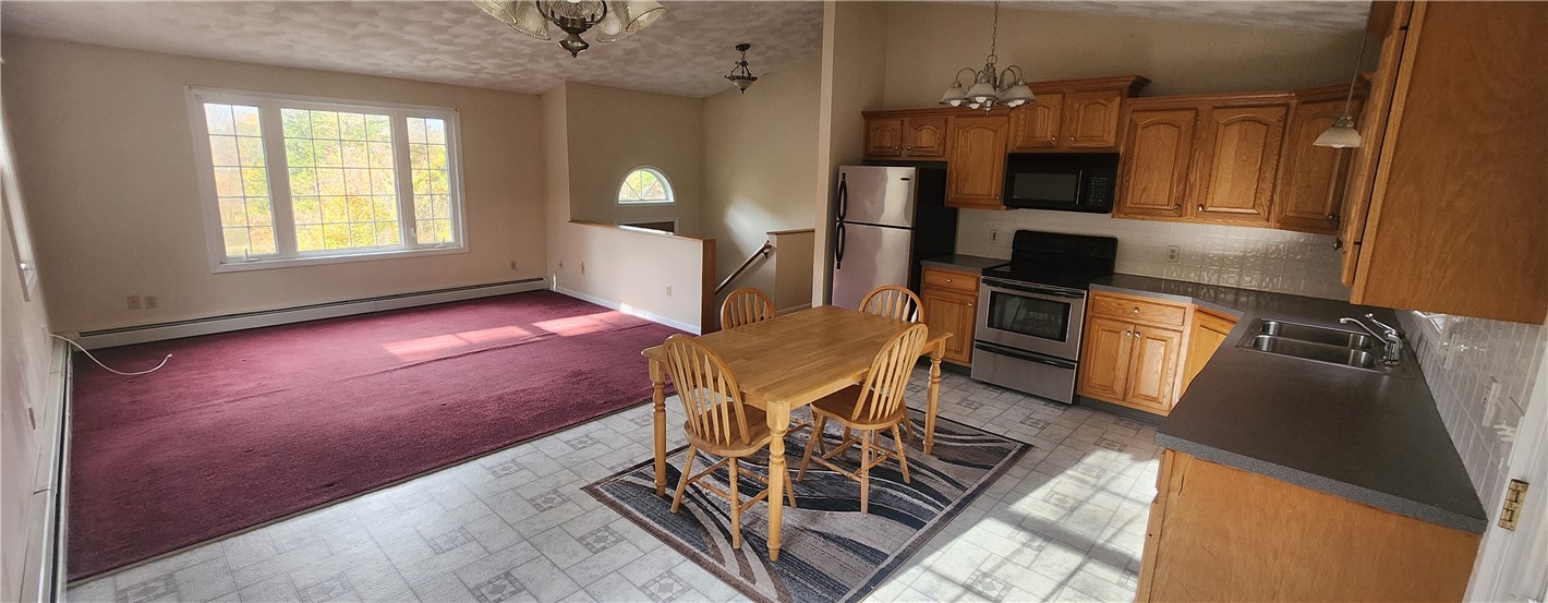 1144 Snake Hill Road Glocester, RI 02857 - Photo 7 of 23