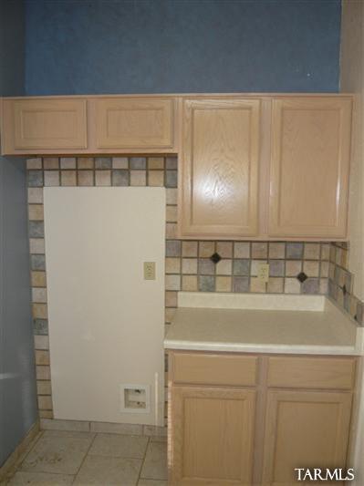 7828 South Lauder Street Tucson, AZ 85747 - Photo 5 of 11 a view of a sink