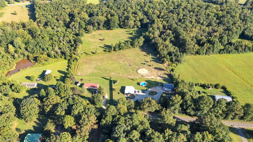 997 Yates Road Denton, NC 27239 - Photo 16 of 50 Gallery Image 16