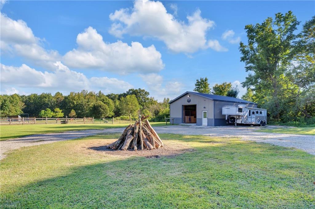 997 Yates Road Denton, NC 27239 - Photo 19 of 50 Gallery Image 19