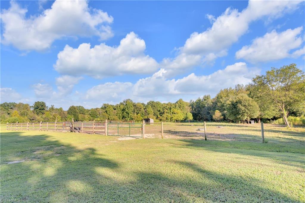 997 Yates Road Denton, NC 27239 - Photo 46 of 50 Gallery Image 46
