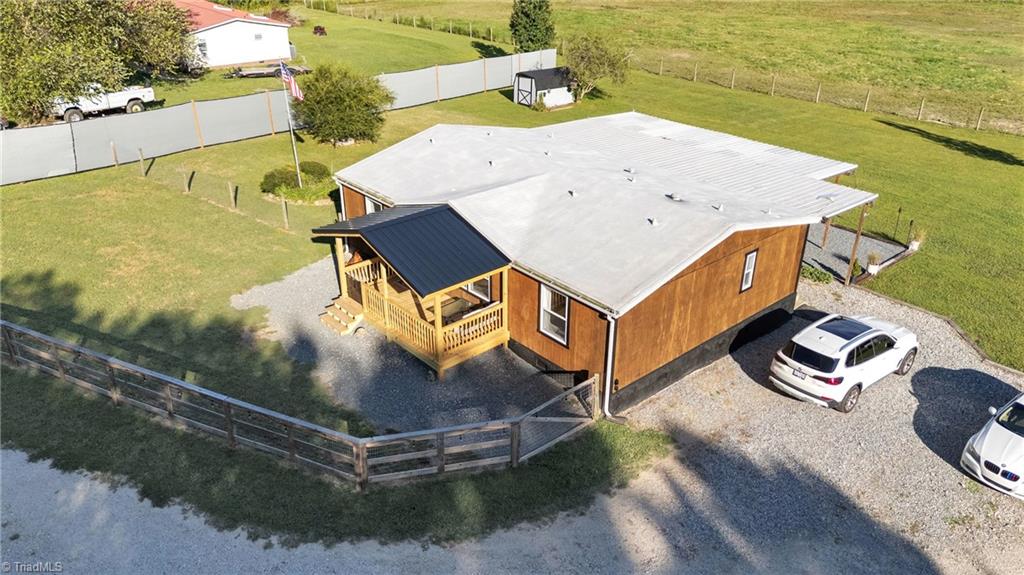 997 Yates Road Denton, NC 27239 - Photo 10 of 50 Gallery Image 10