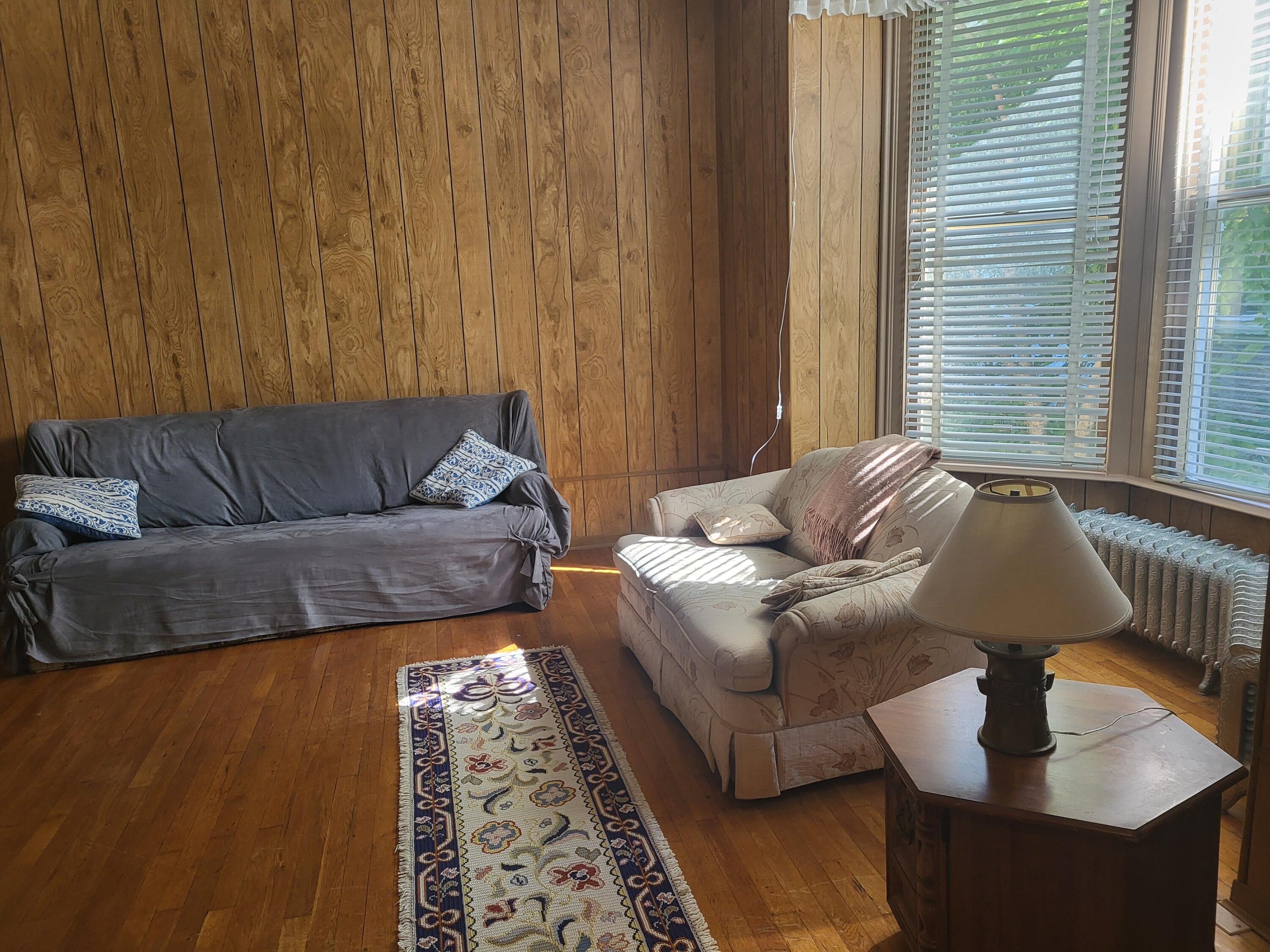 1455 Vinewood Street Detroit, MI 48216 - Photo 15 of 59 5c Living Room