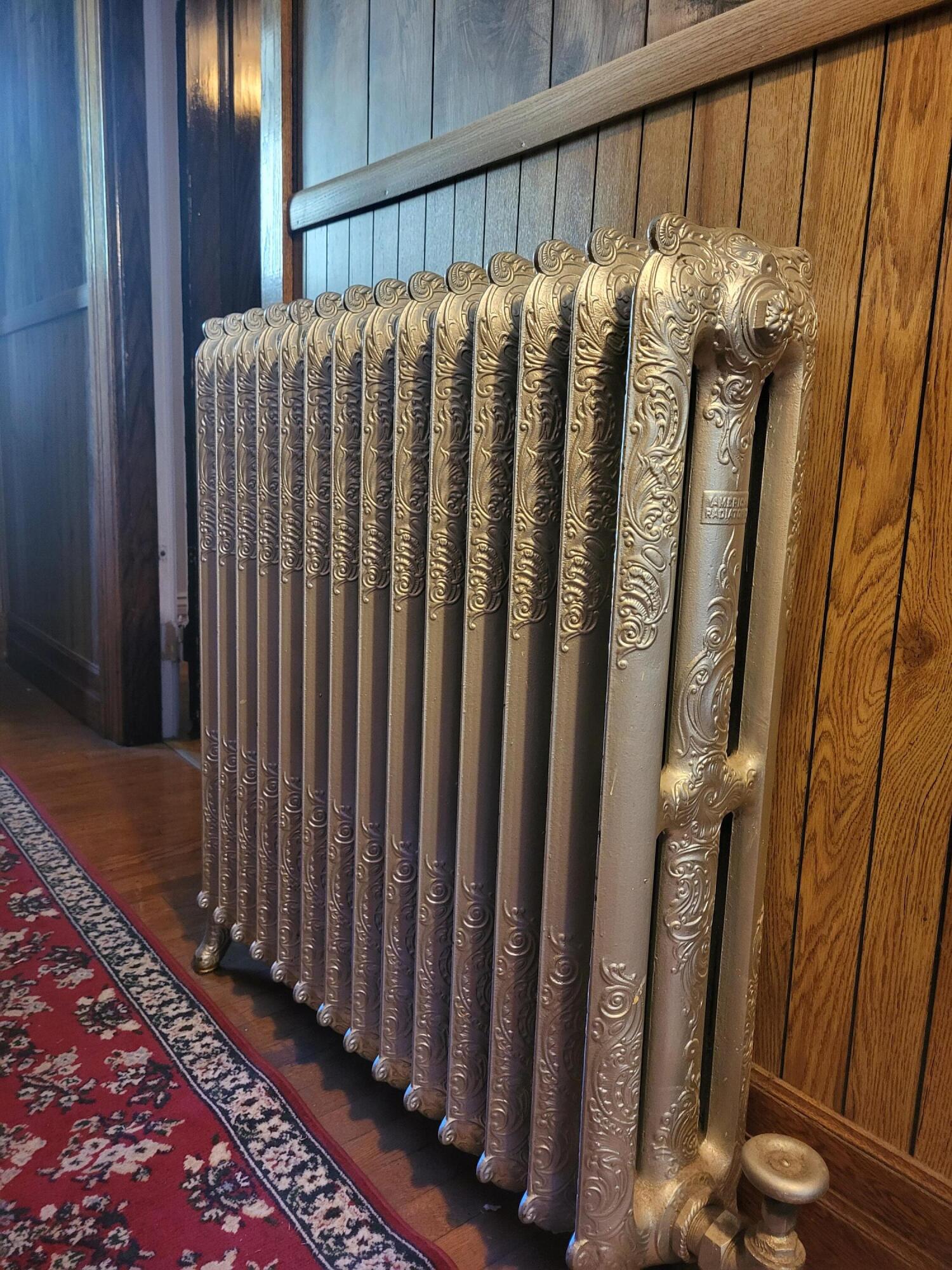 1455 Vinewood Street Detroit, MI 48216 - Photo 25 of 59 7 1st Floor Hallway 2 Radiator