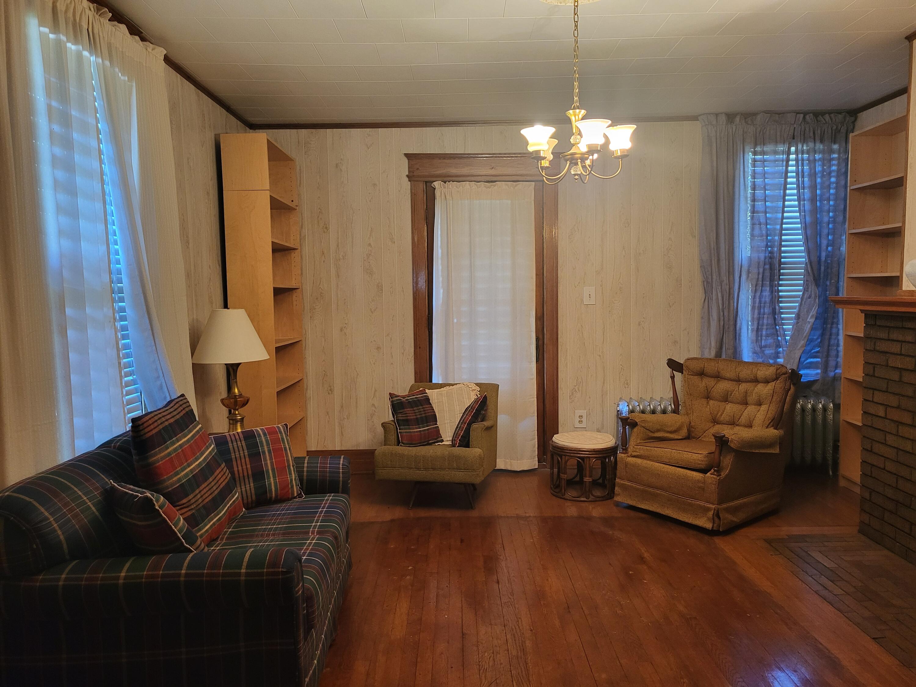 1455 Vinewood Street Detroit, MI 48216 - Photo 35 of 59 12 2nd Floor Living Room