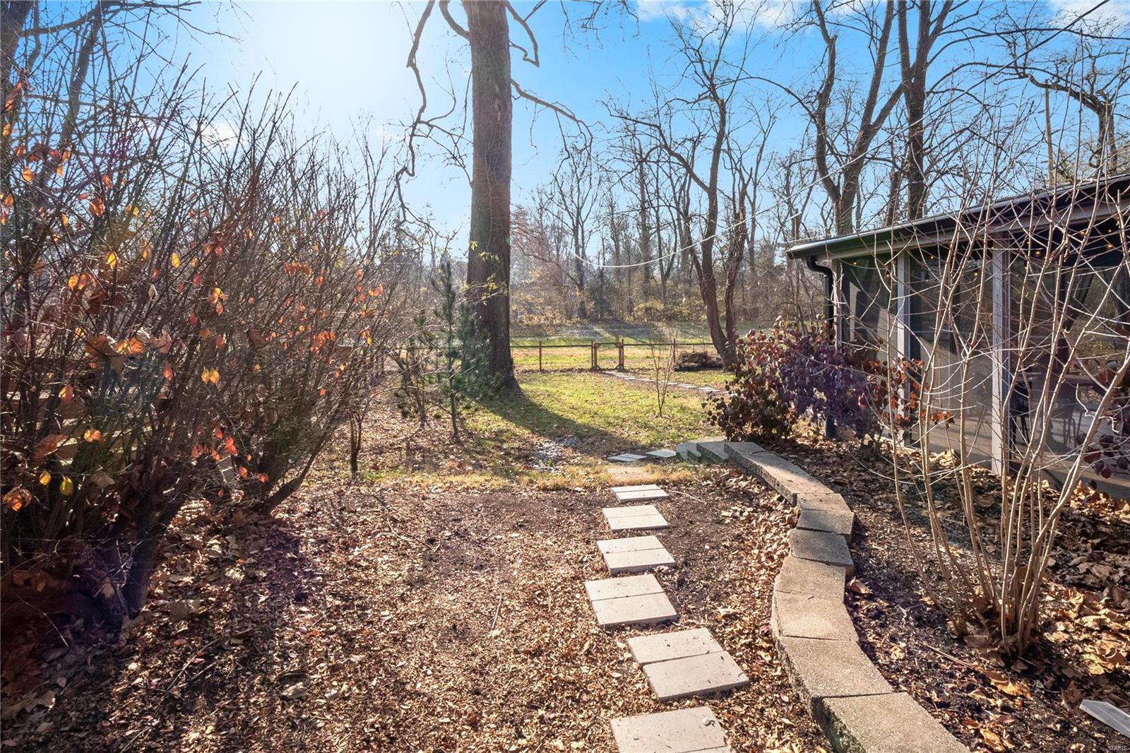 10122 Conway Road Ladue, MO 63124 - Photo 30 of 31 Gallery Image 30