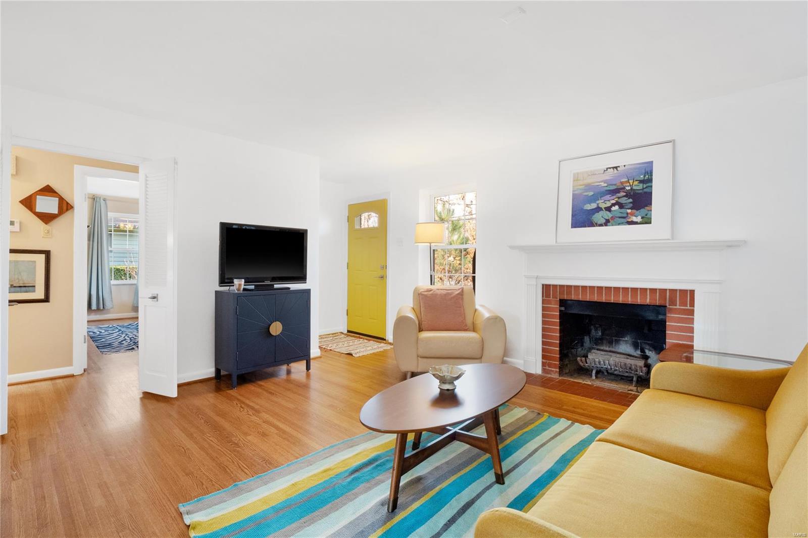 10122 Conway Road Ladue, MO 63124 - Photo 4 of 31 Gallery Image 4
