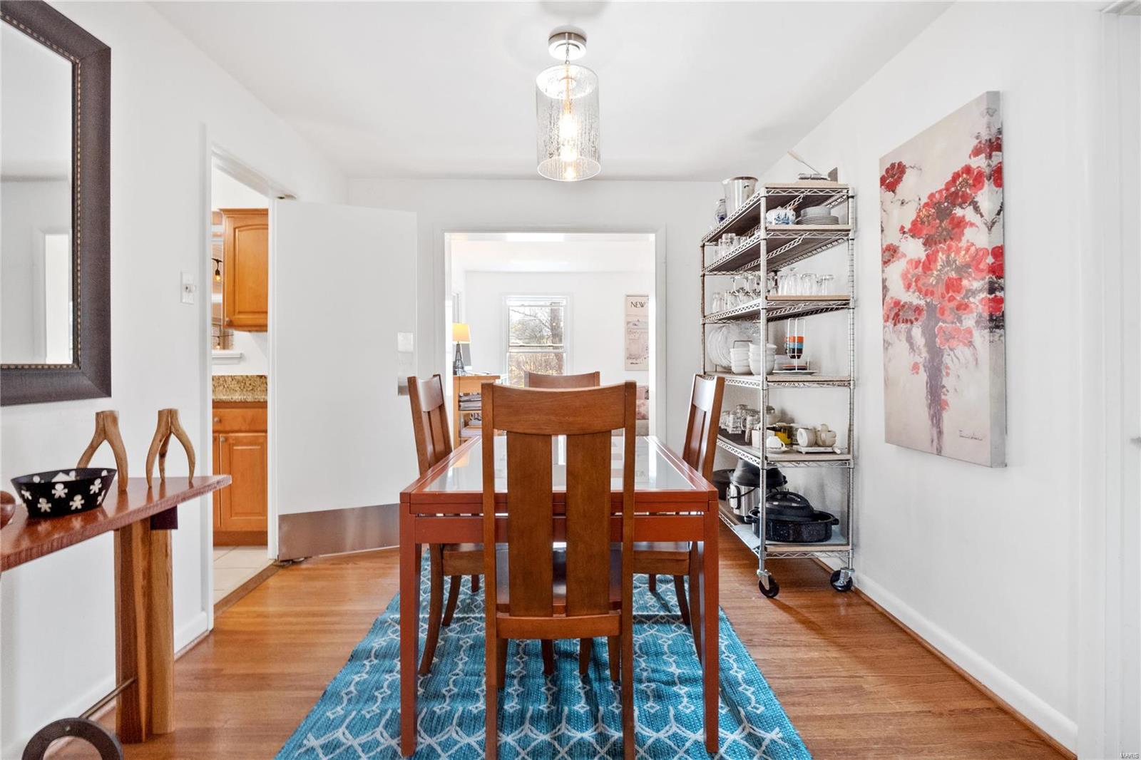 10122 Conway Road Ladue, MO 63124 - Photo 7 of 31 Gallery Image 7