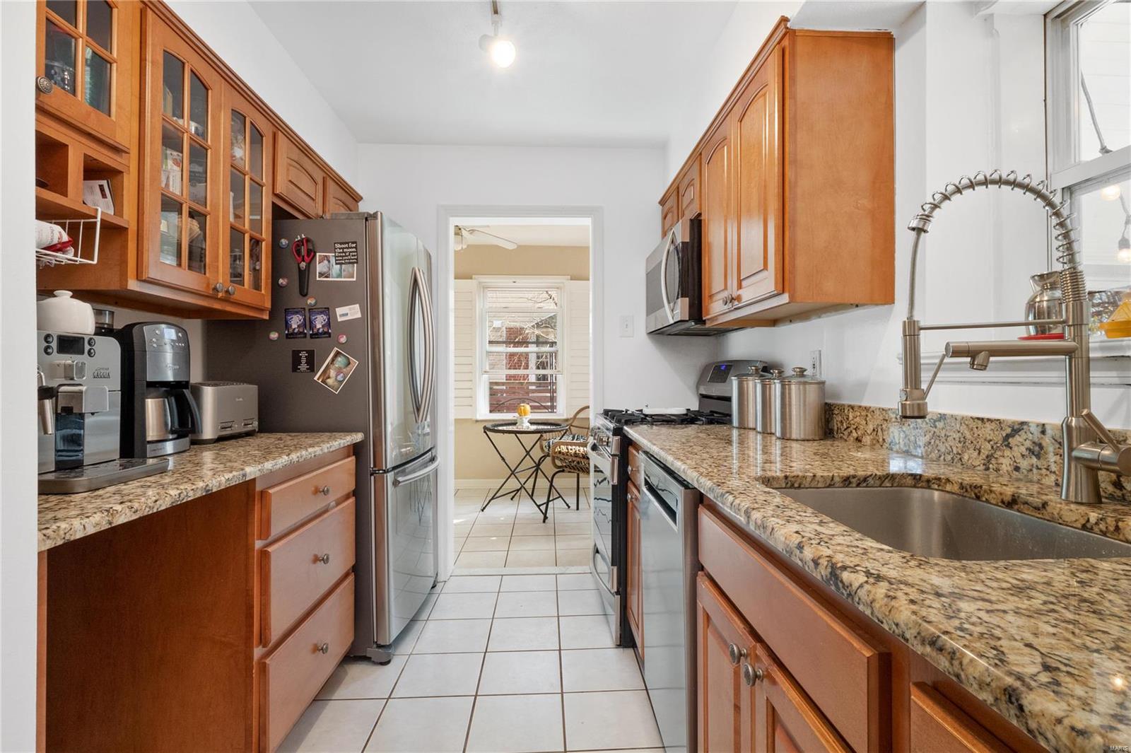 10122 Conway Road Ladue, MO 63124 - Photo 10 of 31 Gallery Image 10