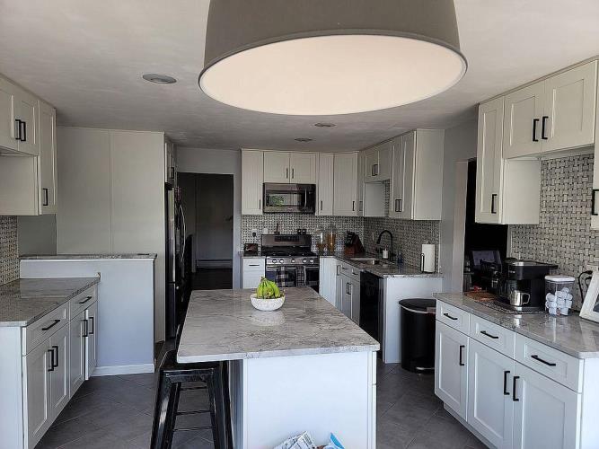 22 Pine Ridge Road Poughkeepsie, NY 12603 - Photo 2 of 21