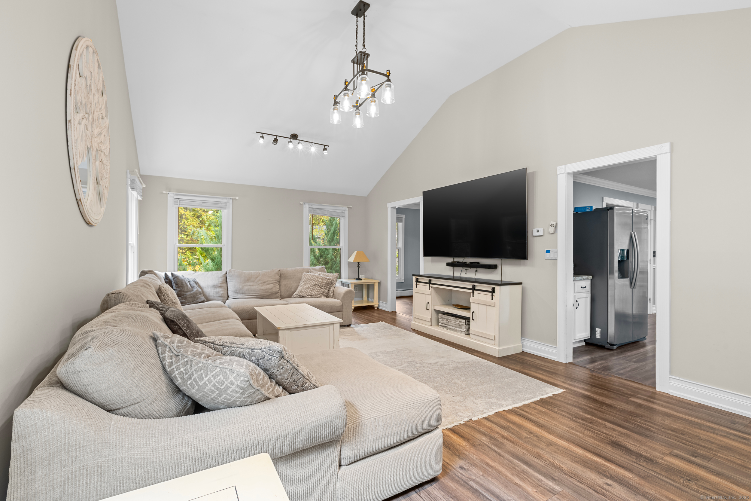 36 Carriage House Drive Danbury, CT 06810 - Photo 8 of 32