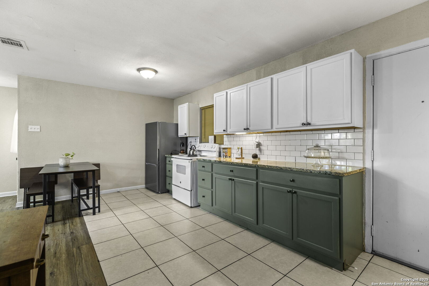 2038 Springvale Drive San Antonio, TX 78227 - Photo 11 of 25