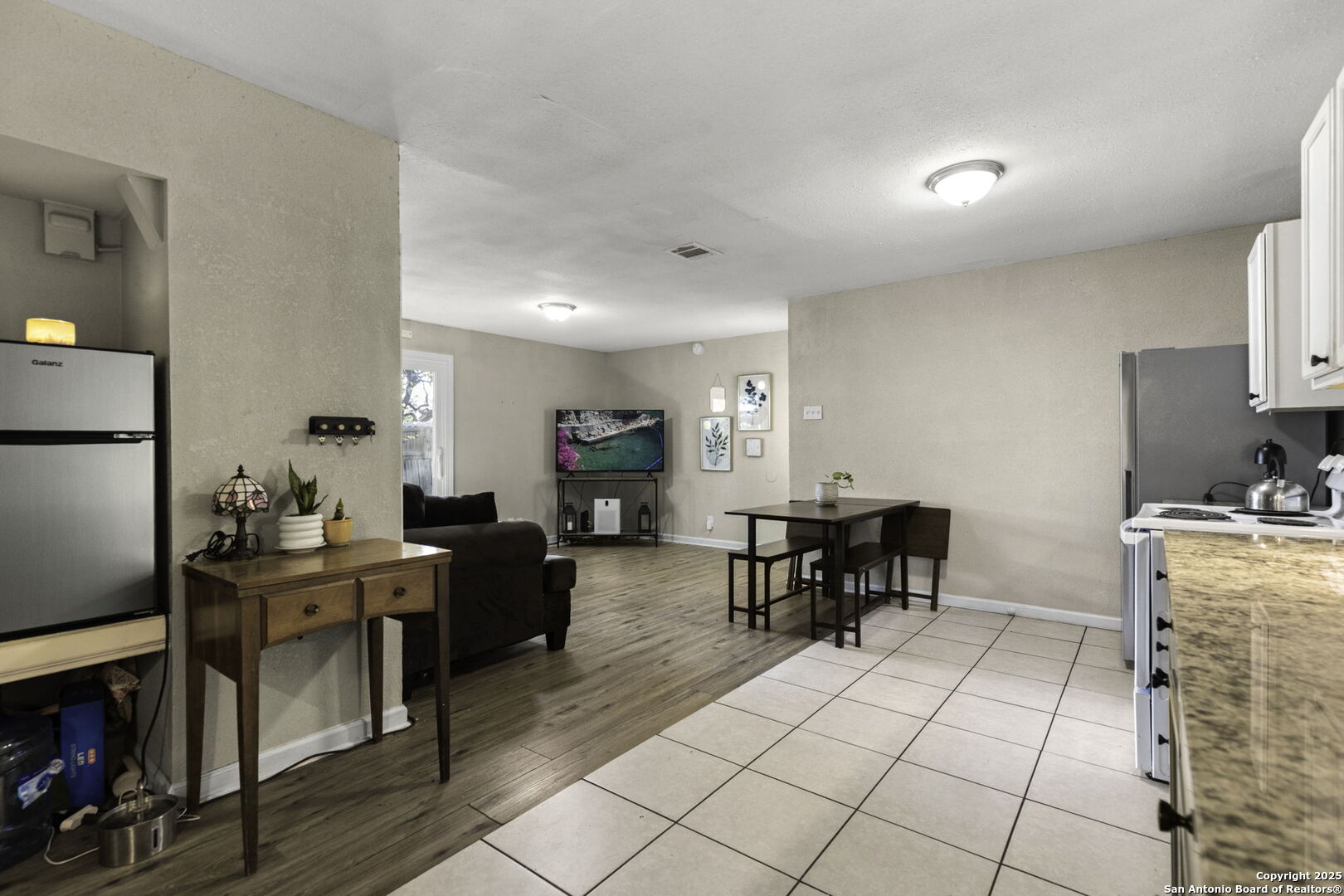 2038 Springvale Drive San Antonio, TX 78227 - Photo 13 of 25