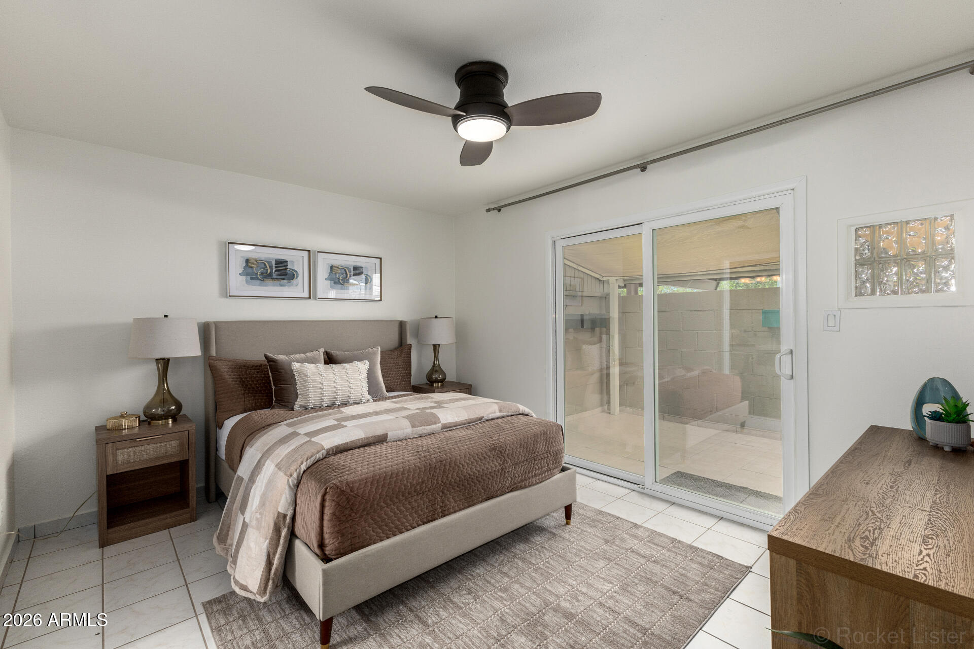 8241 North Central Avenue, Unit 5 Phoenix, AZ 85020 - Photo 10 of 25 13 - Central