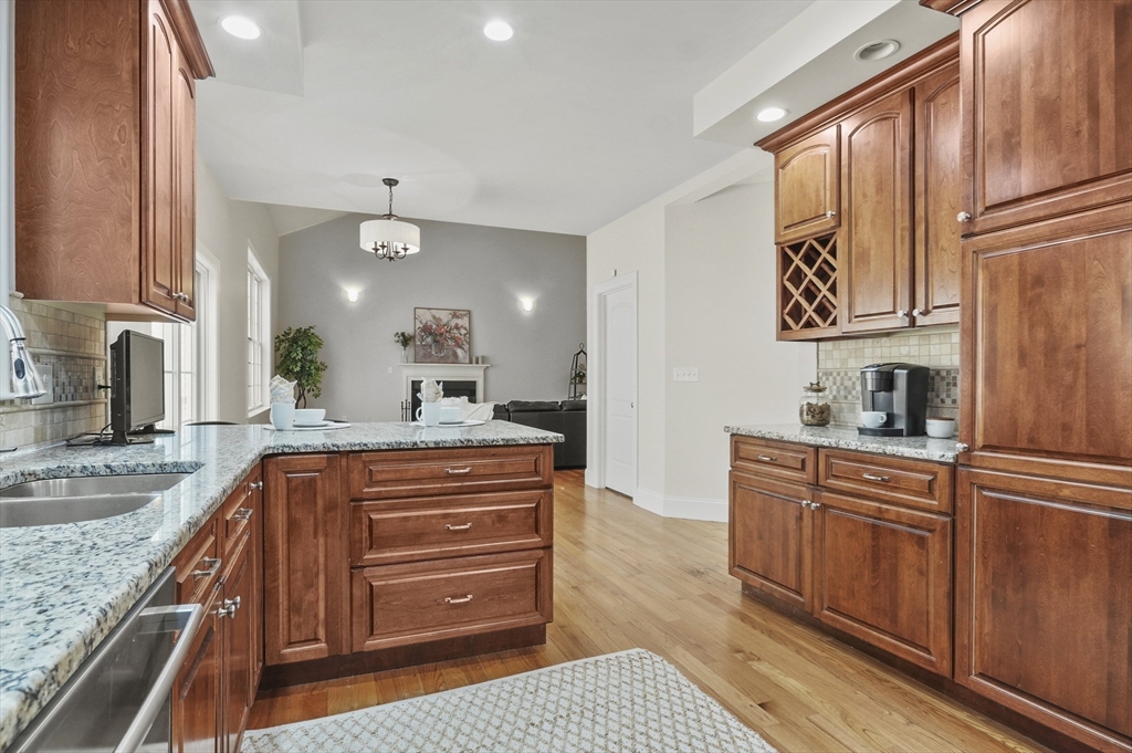 19 Hearthstone Road Hopkinton, MA 01748 - Photo 12 of 42 Gallery Image 12